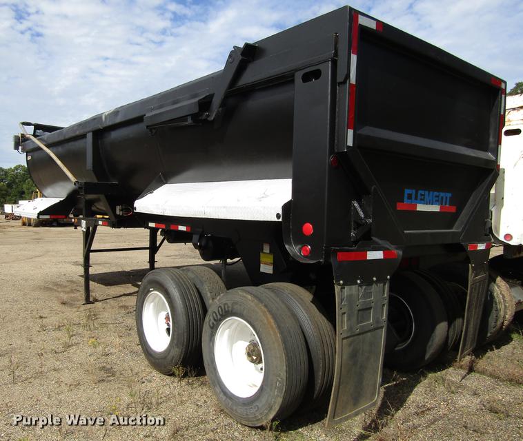 image for item DC0082 2002 Clement RKHL2625 end dump trailer