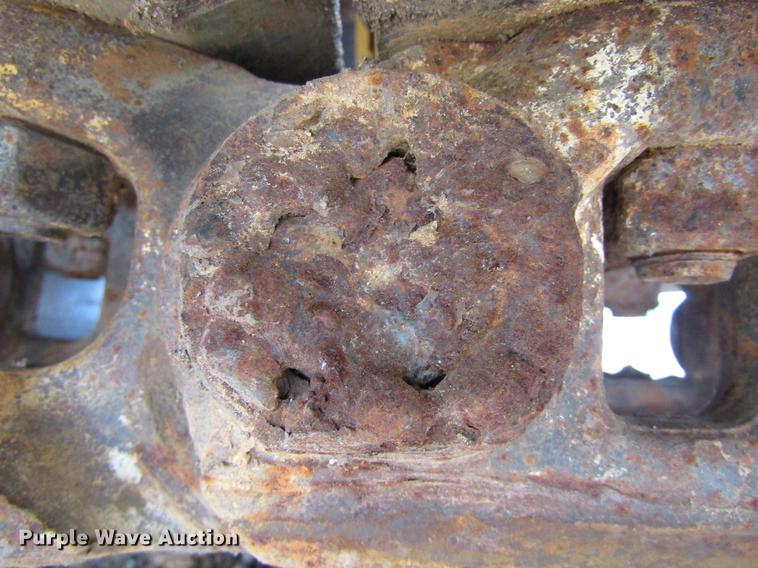 image for item DC0083 2001 John Deere 200LC excavator