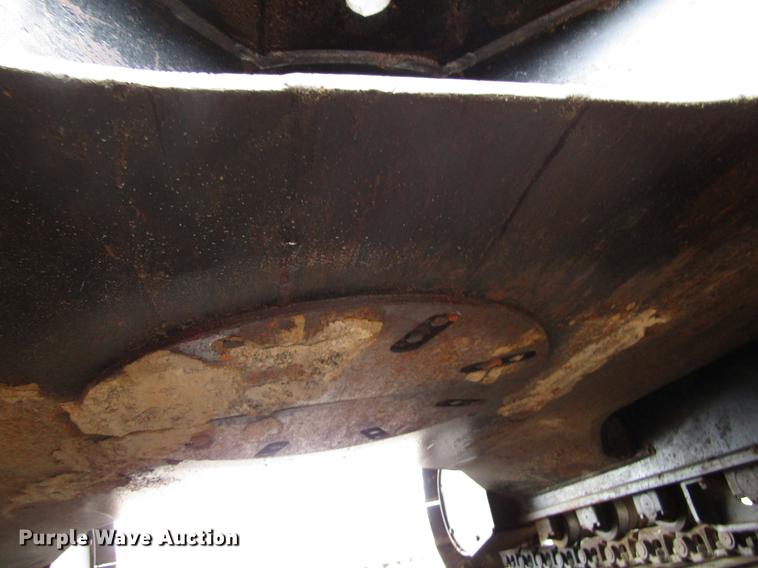 image for item DC0083 2001 John Deere 200LC excavator