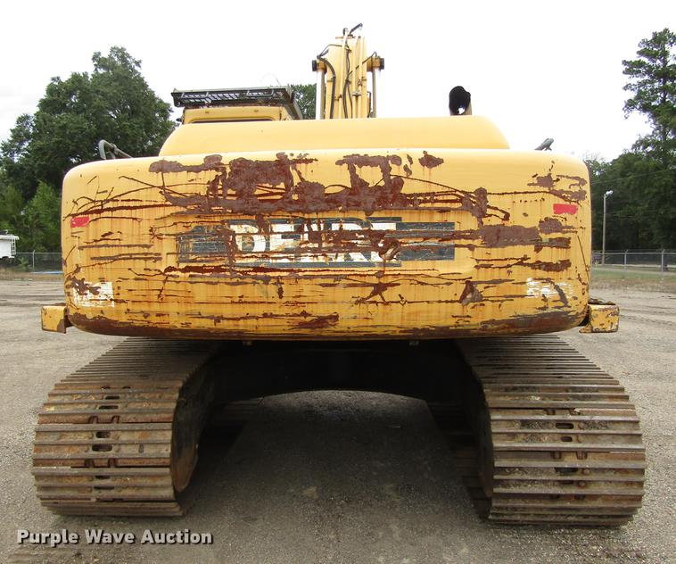 image for item DC0084 1999 John Deere 270LC excavator