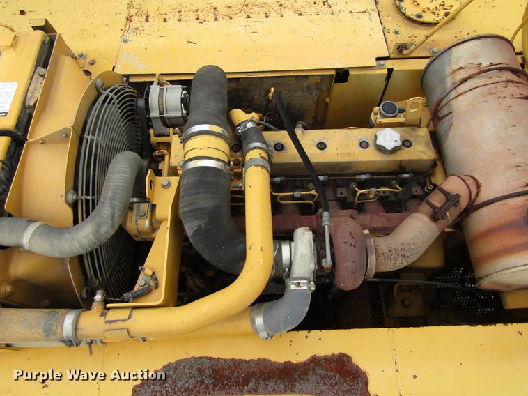 image for item DC0084 1999 John Deere 270LC excavator