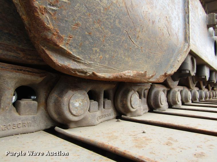 image for item DC0084 1999 John Deere 270LC excavator