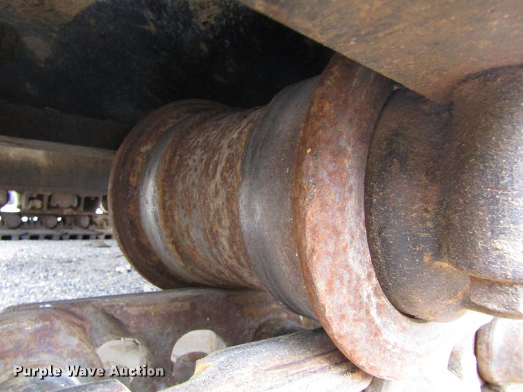 image for item DC0084 1999 John Deere 270LC excavator