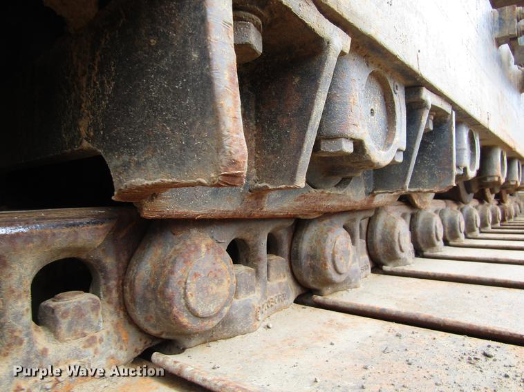 image for item DC0084 1999 John Deere 270LC excavator