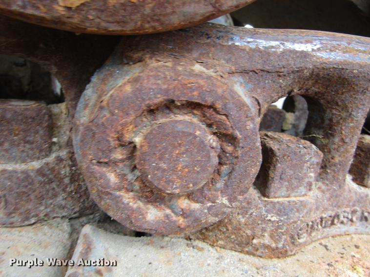 image for item DC0084 1999 John Deere 270LC excavator