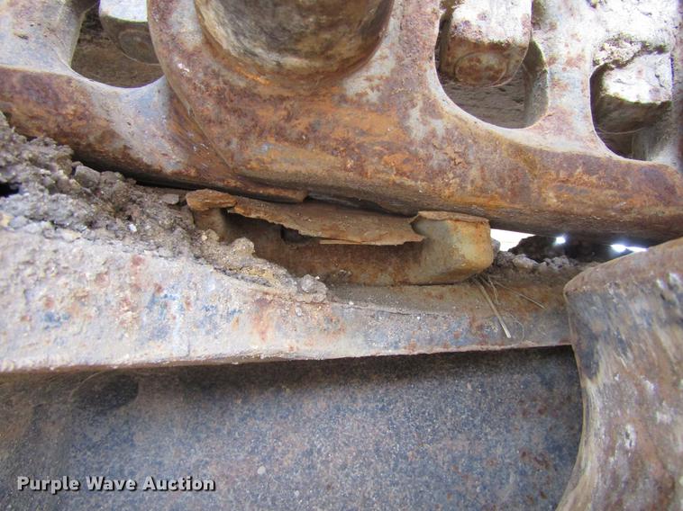 image for item DC0084 1999 John Deere 270LC excavator