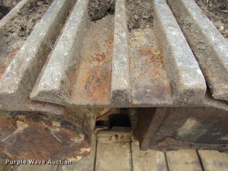 image for item DC0084 1999 John Deere 270LC excavator