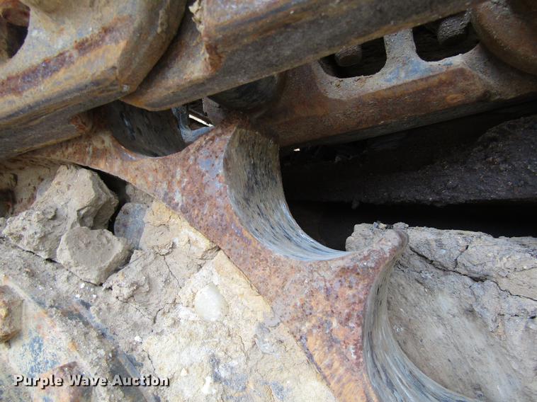 image for item DC0084 1999 John Deere 270LC excavator