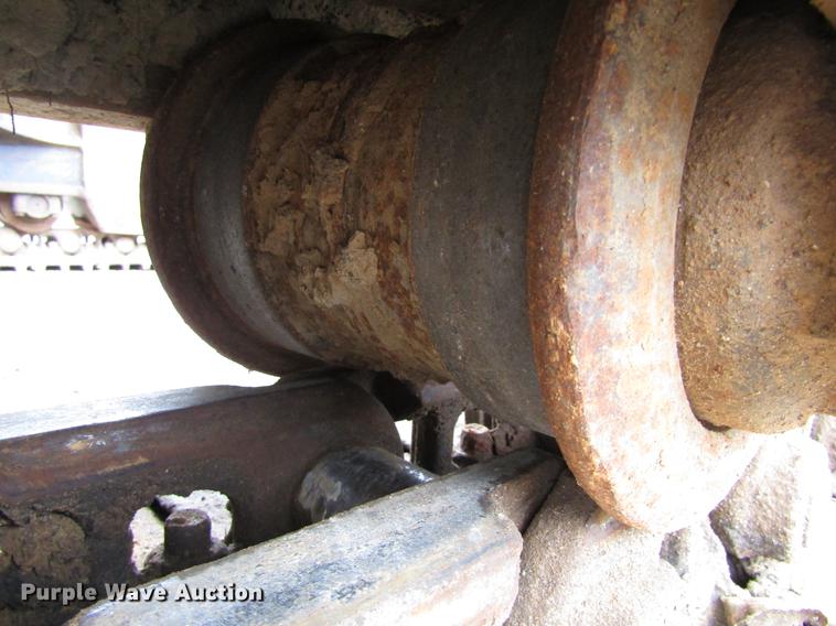 image for item DC0084 1999 John Deere 270LC excavator