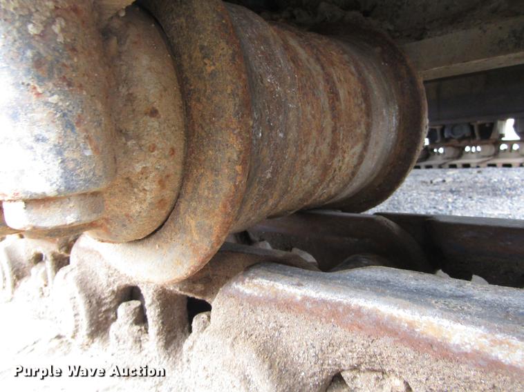 image for item DC0084 1999 John Deere 270LC excavator