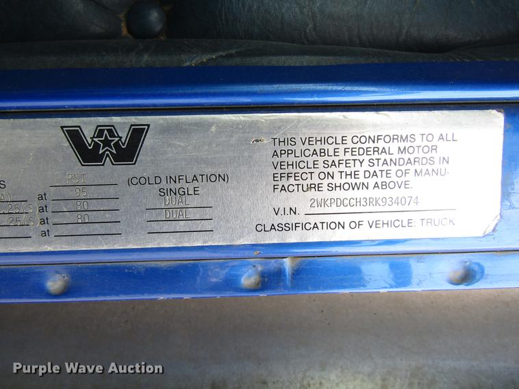 image for item DC0085 1994 Western Star 4964F semi truck