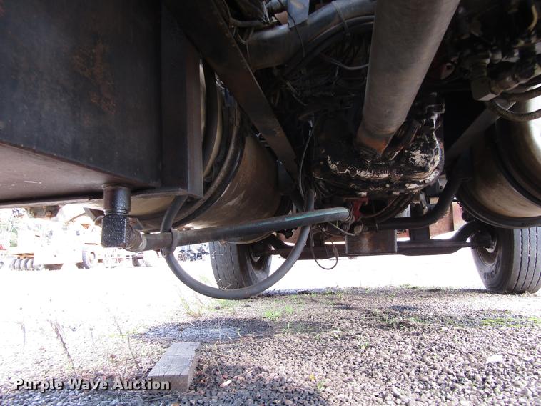 image for item DC0085 1994 Western Star 4964F semi truck