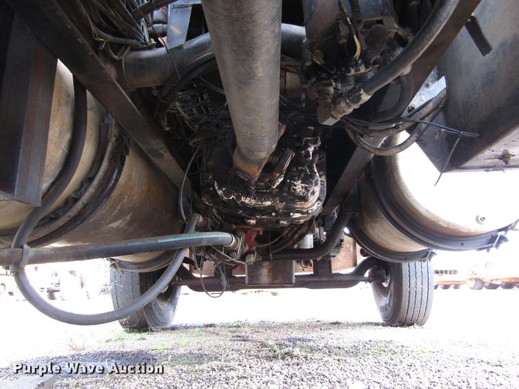 image for item DC0085 1994 Western Star 4964F semi truck