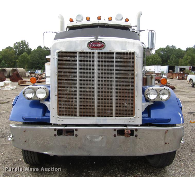 image for item DC0086 1983 Peterbilt 369 semi truck