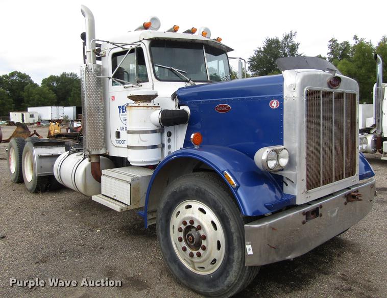 image for item DC0086 1983 Peterbilt 369 semi truck