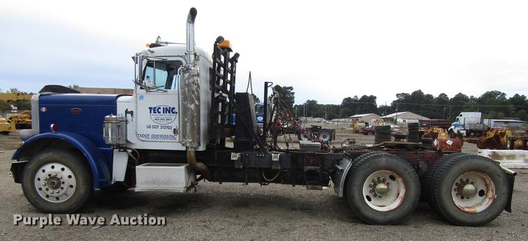 image for item DC0086 1983 Peterbilt 369 semi truck