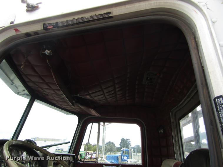 image for item DC0086 1983 Peterbilt 369 semi truck