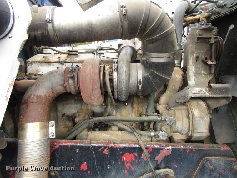 image for item DC0086 1983 Peterbilt 369 semi truck