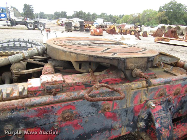 image for item DC0086 1983 Peterbilt 369 semi truck