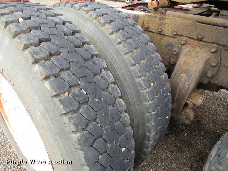 image for item DC0086 1983 Peterbilt 369 semi truck