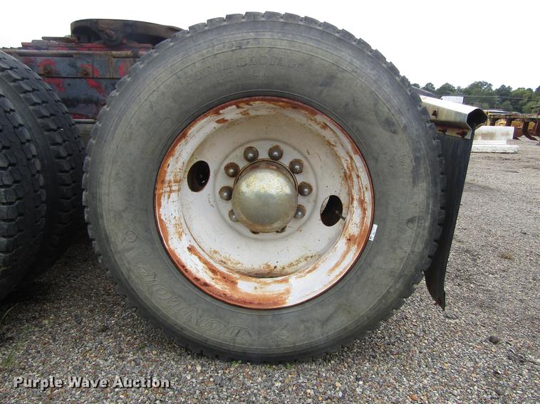 image for item DC0086 1983 Peterbilt 369 semi truck