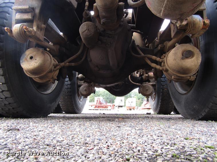 image for item DC0086 1983 Peterbilt 369 semi truck