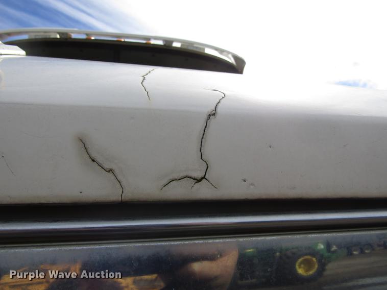 image for item DC0087 2001 Mack CH613 vacuum truck