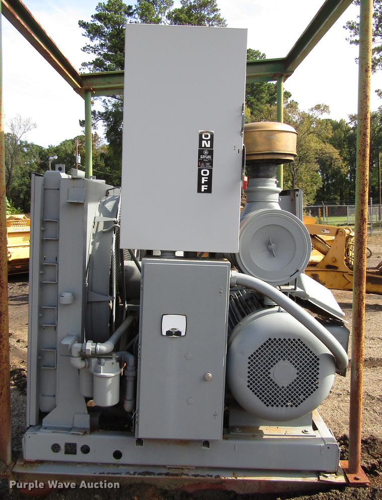 image for item DC0089 Worthington RollAir 200 air compressor