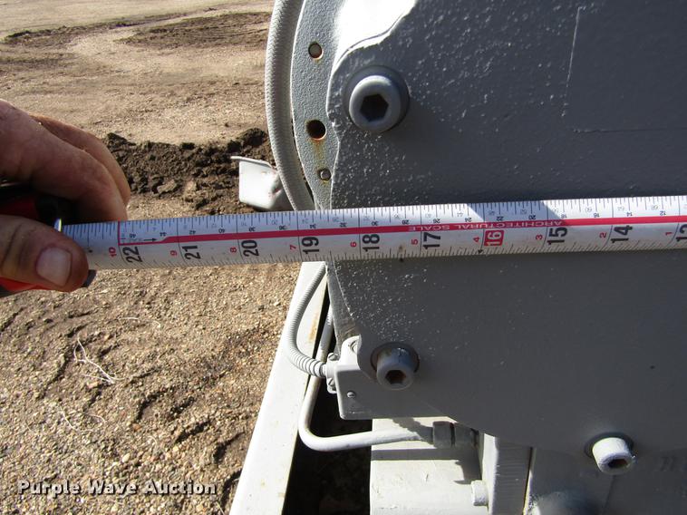 image for item DC0089 Worthington RollAir 200 air compressor