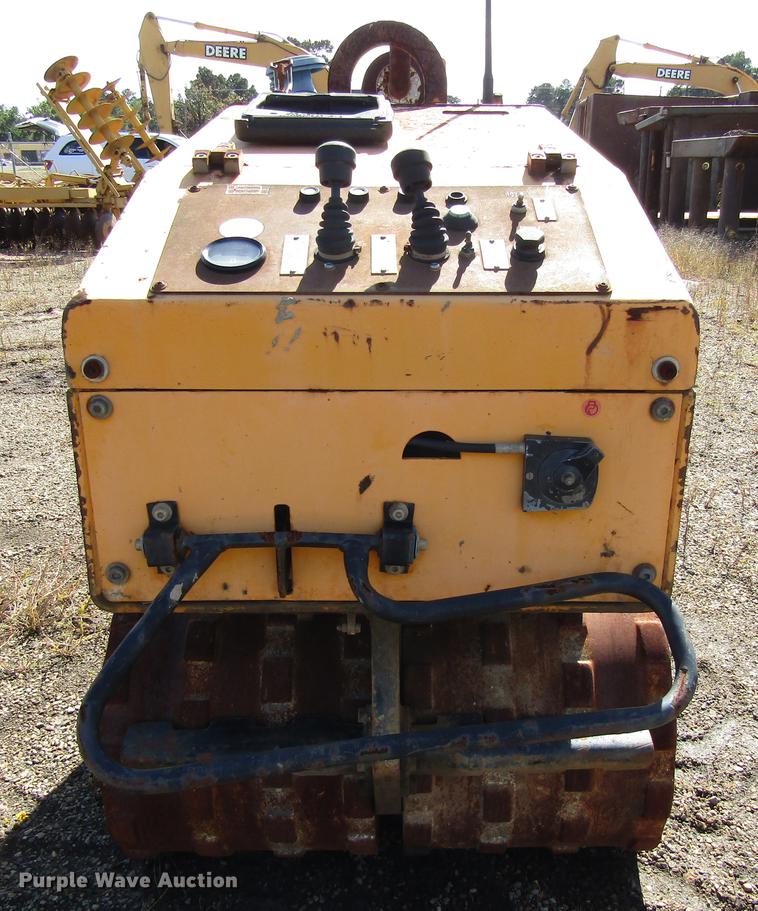 image for item DC0092 JCB Vibromax VM1500M trench compactor