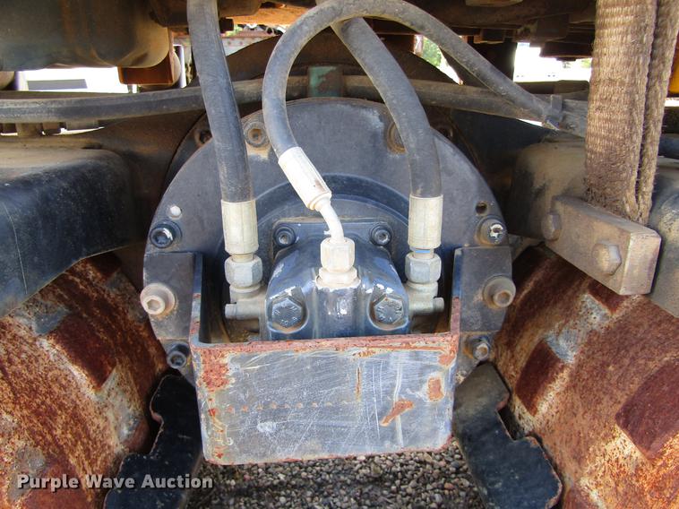 image for item DC0092 JCB Vibromax VM1500M trench compactor