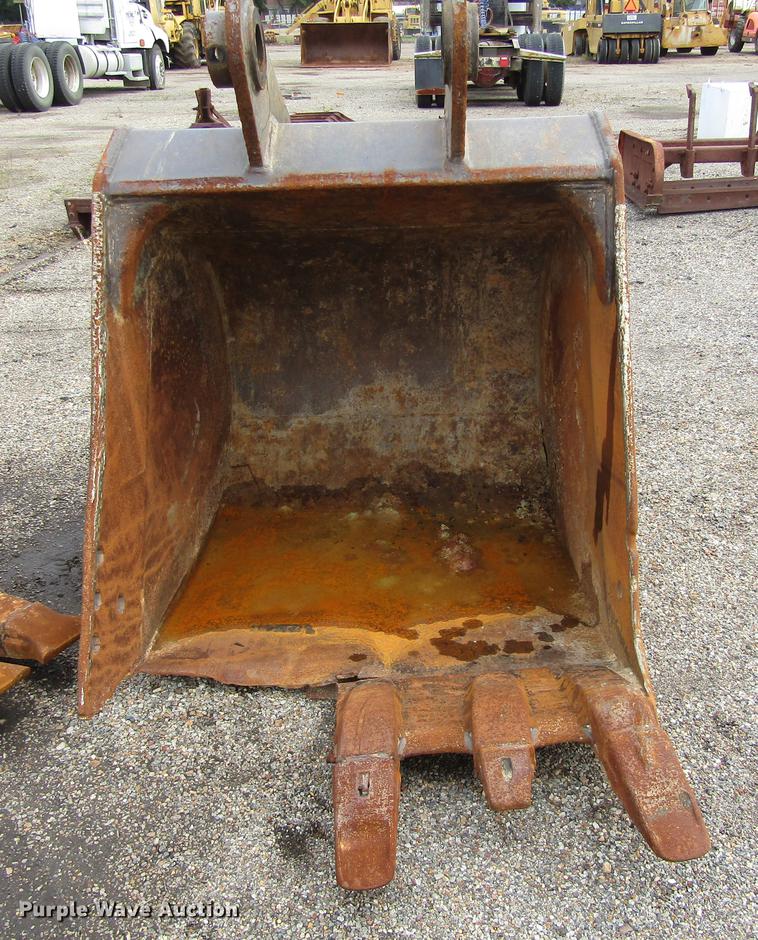 image for item DC0102 Excavator bucket