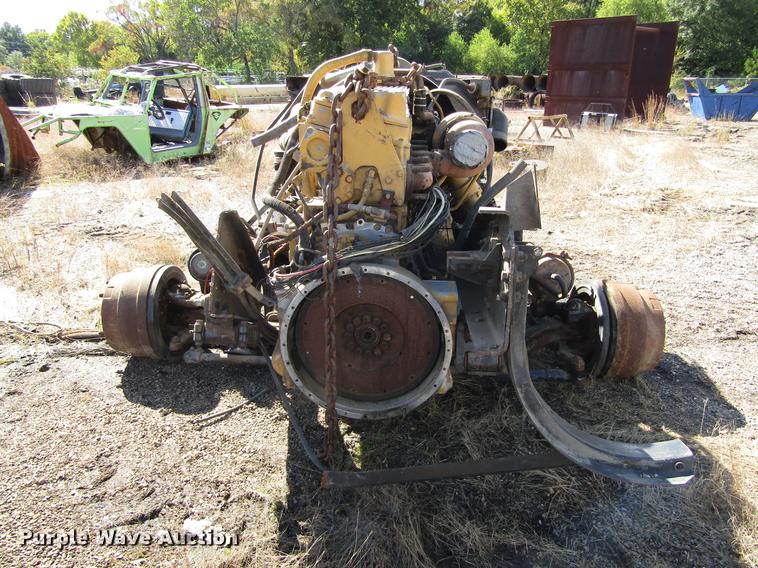 image for item DC0119 1995 Caterpillar 3406 six cylinder diesel engine