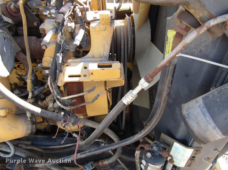 image for item DC0119 1995 Caterpillar 3406 six cylinder diesel engine