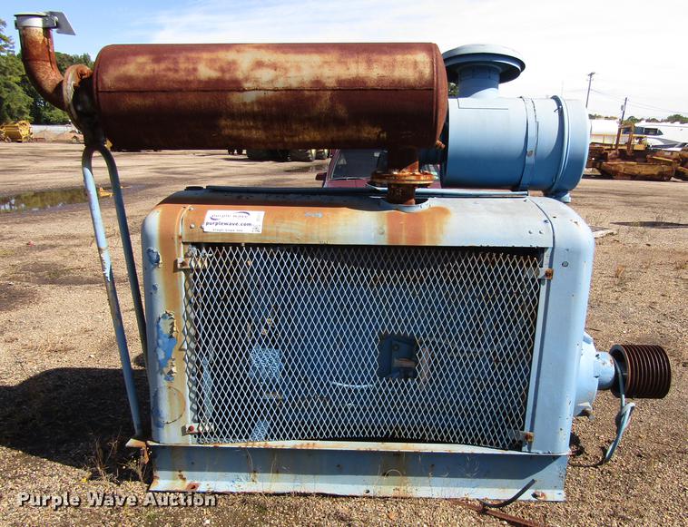 image for item DC0121 Detroit Diesel six cylinder diesel engine