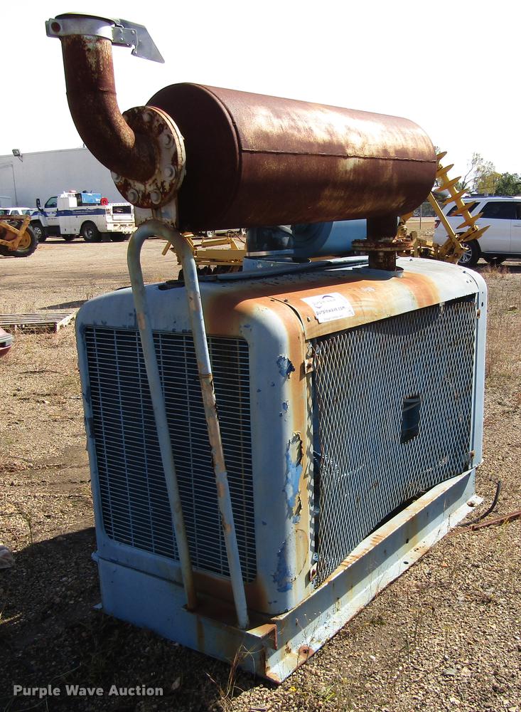 image for item DC0121 Detroit Diesel six cylinder diesel engine