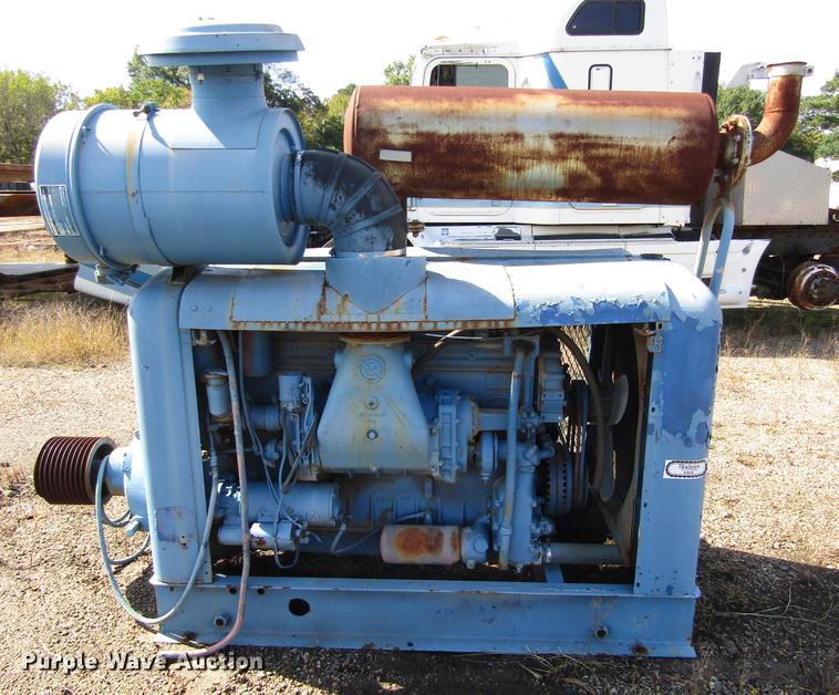 image for item DC0121 Detroit Diesel six cylinder diesel engine