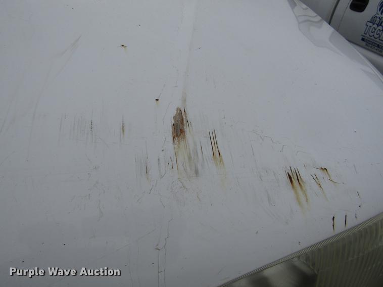 image for item DC0131 2001 GMC Sierra 1500 pickup truck