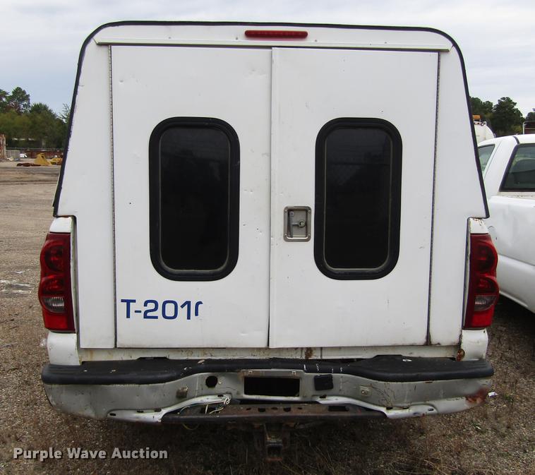 image for item DC0133 2007 Chevrolet Silverado 1500 pickup truck