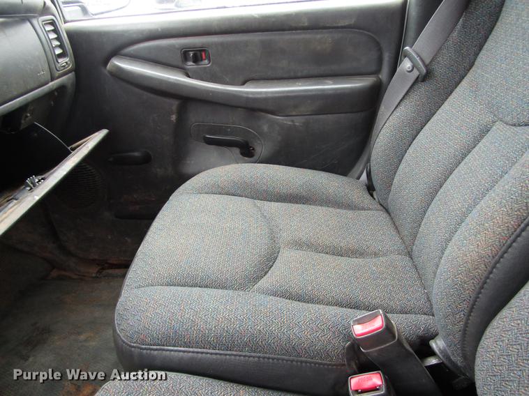 image for item DC0133 2007 Chevrolet Silverado 1500 pickup truck