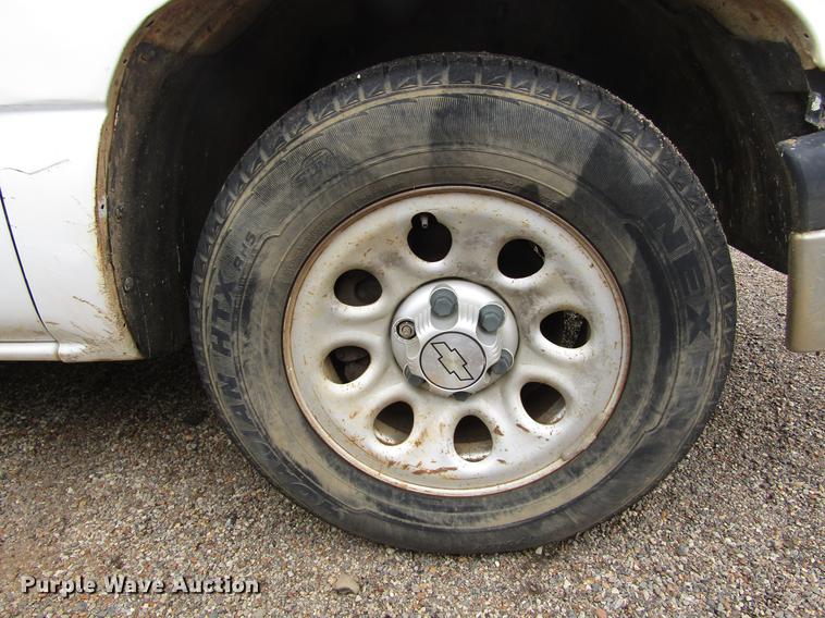 image for item DC0133 2007 Chevrolet Silverado 1500 pickup truck