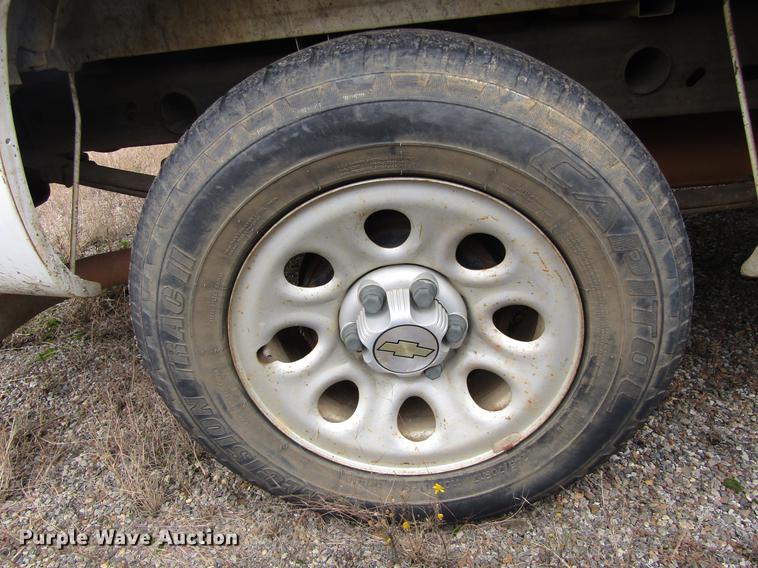 image for item DC0133 2007 Chevrolet Silverado 1500 pickup truck