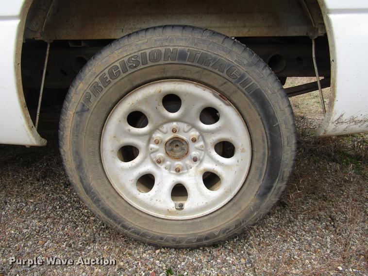 image for item DC0133 2007 Chevrolet Silverado 1500 pickup truck