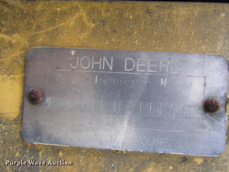 image for item DC0154 John Deere 200 excavator