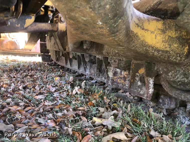 image for item DC0158 1985 Komatsu D41A-3 dozer