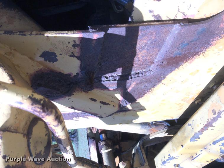 image for item DC0158 1985 Komatsu D41A-3 dozer