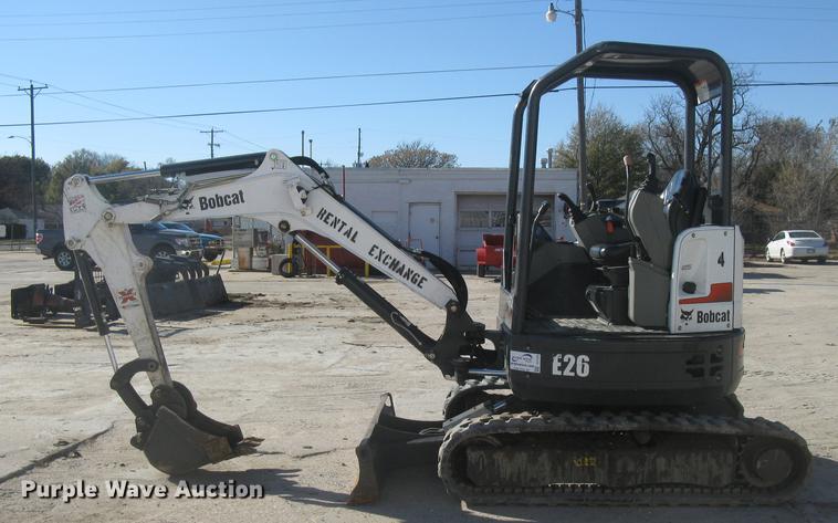 image for item DC1328 2016 Bobcat E26 mini excavator