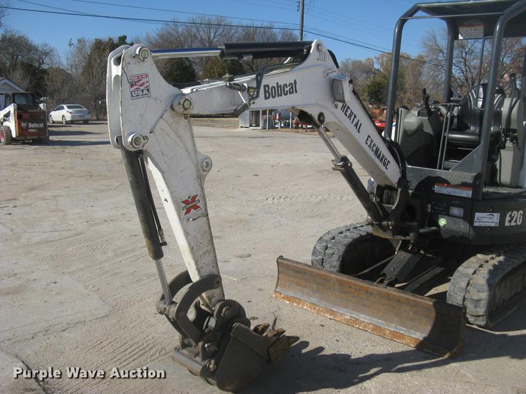 image for item DC1328 2016 Bobcat E26 mini excavator