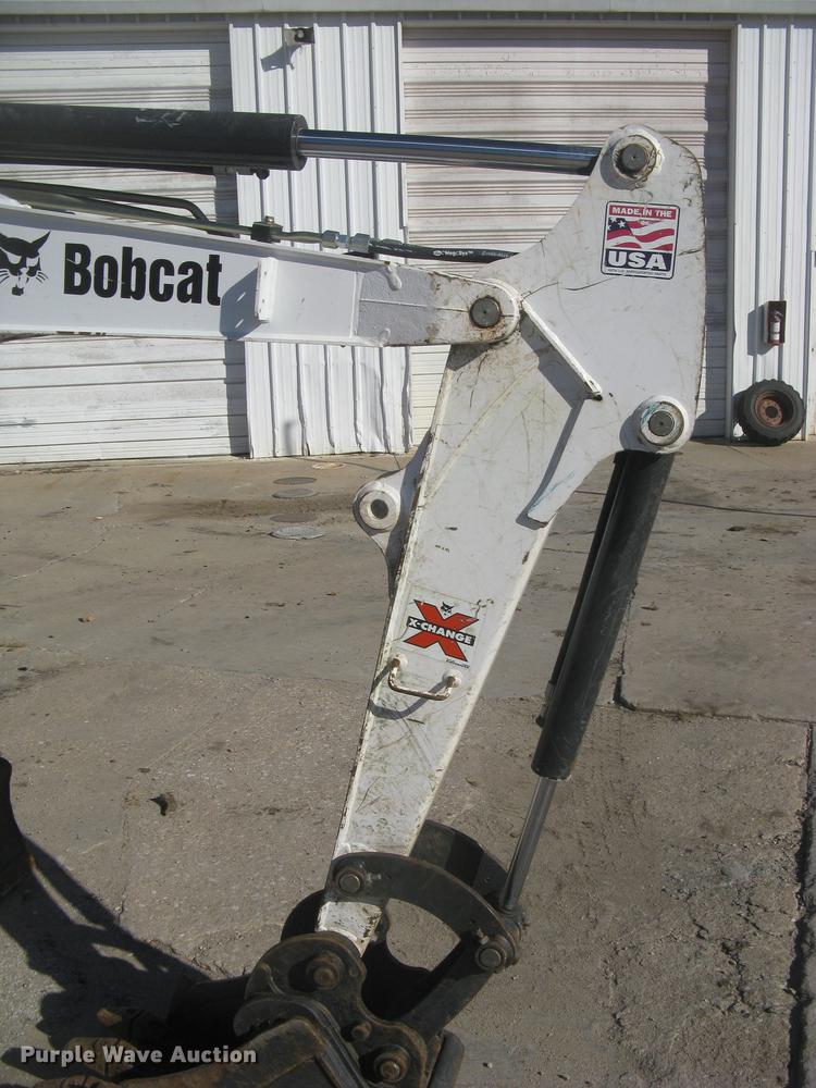 image for item DC1328 2016 Bobcat E26 mini excavator