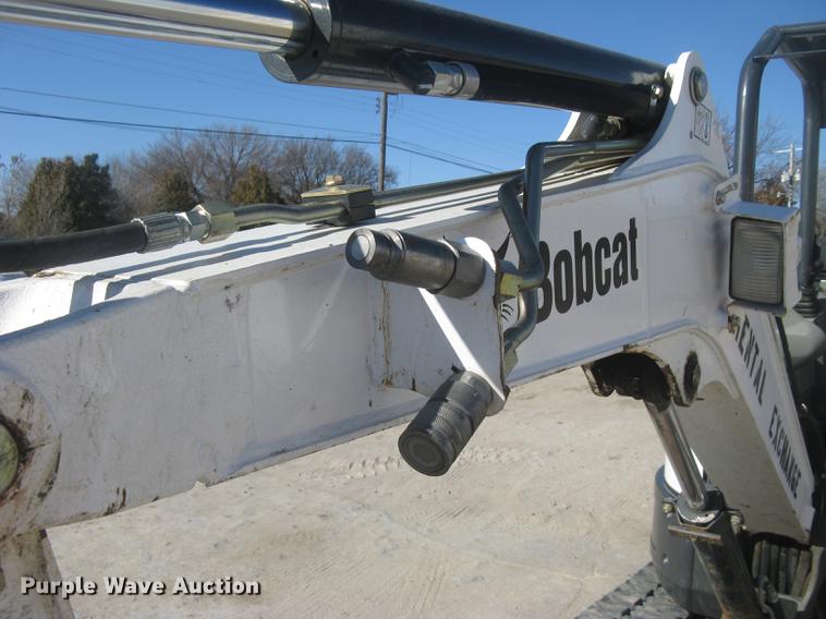 image for item DC1328 2016 Bobcat E26 mini excavator